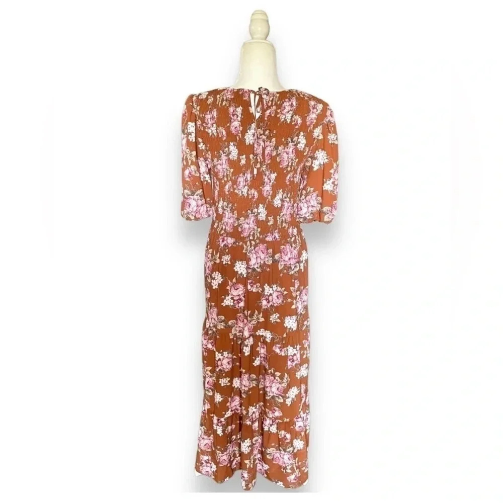 WAYF Floral Tiered Smocked Maxi Dress Size Large NWT - Picture 6 of 6